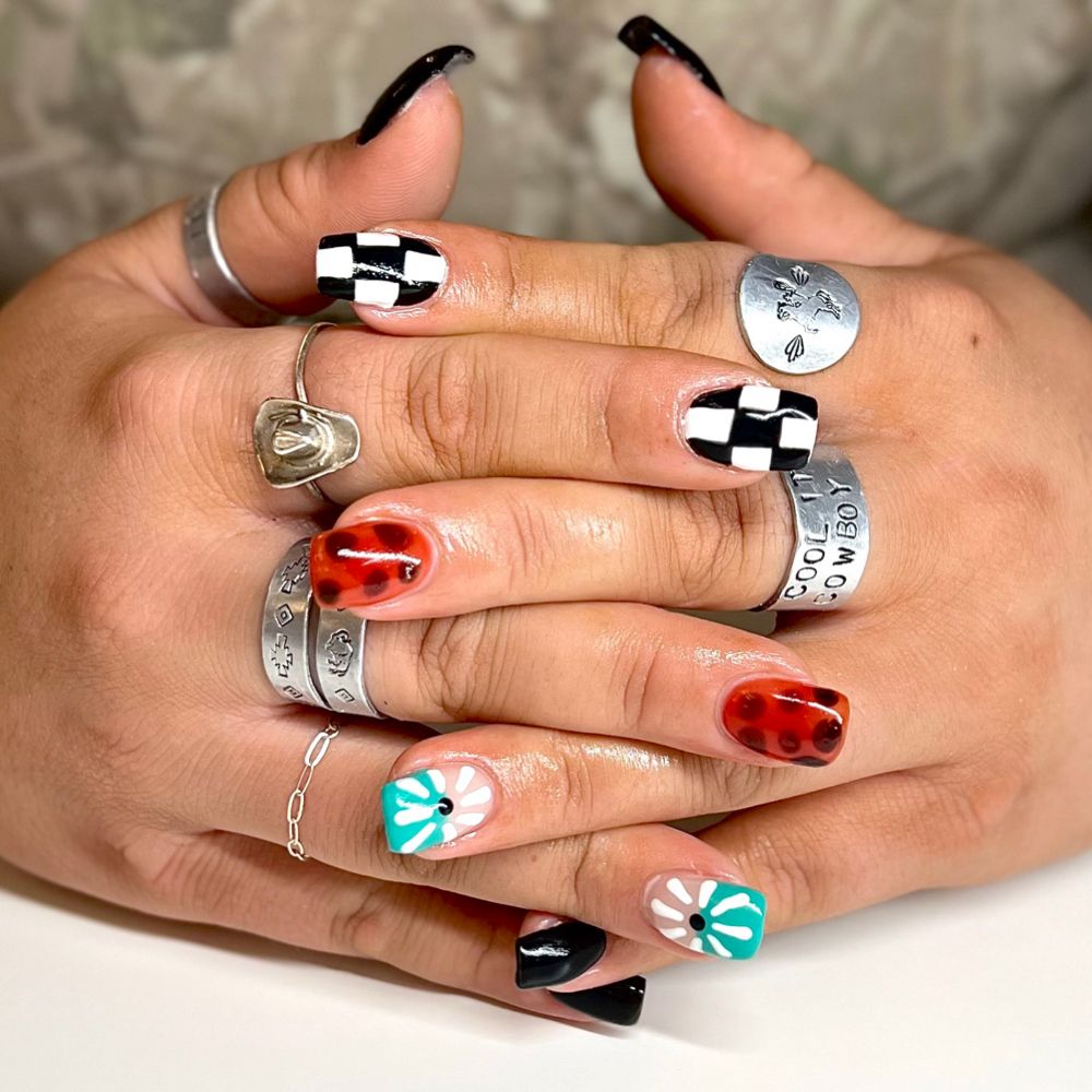 Checkerboard nail art with rings